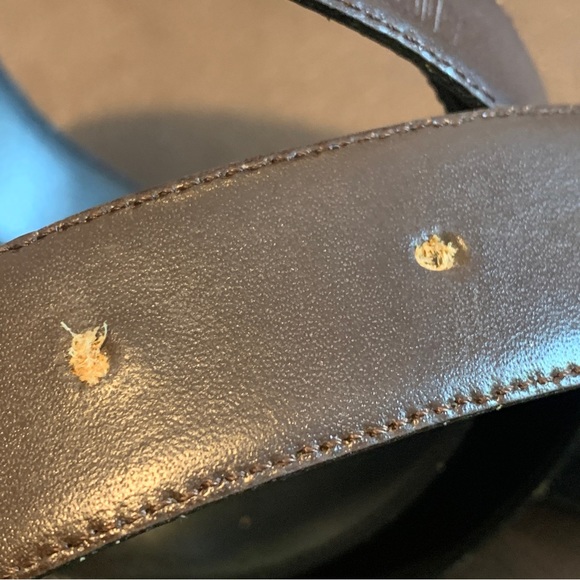 Vintage Dior Reversible Black And Brown Leather Belt. - Picture 4 of 10